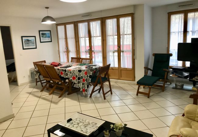 Appartement à Yport - Pleine Mer Appartement à Yport - Pleine Mer