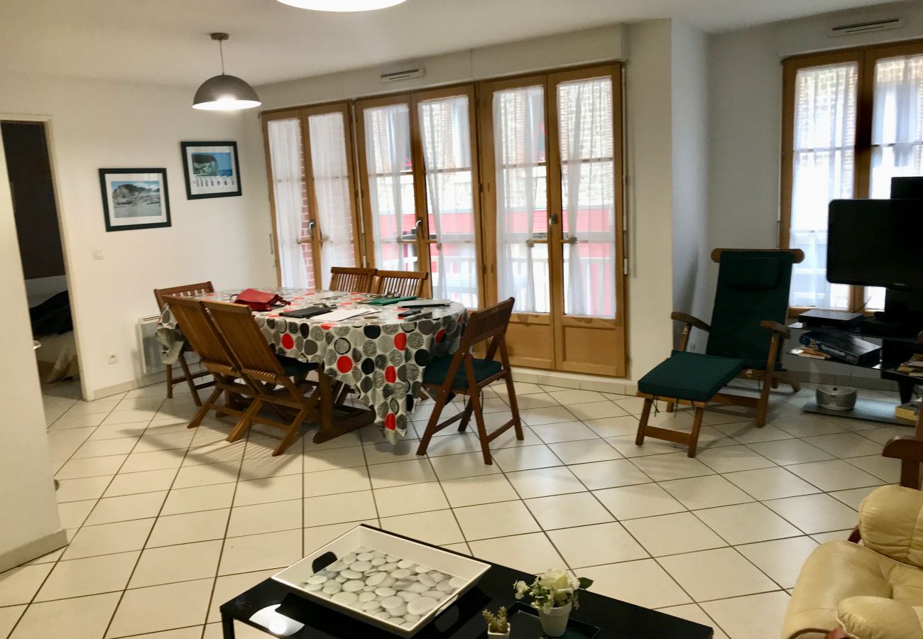 Appartement à Yport - Pleine Mer Appartement à Yport - Pleine Mer