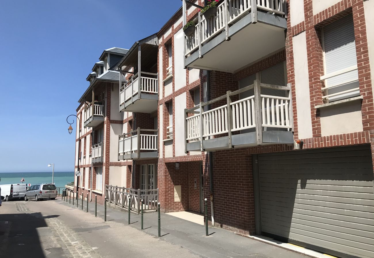 Appartement à Yport - Pleine Mer Appartement à Yport - Pleine Mer